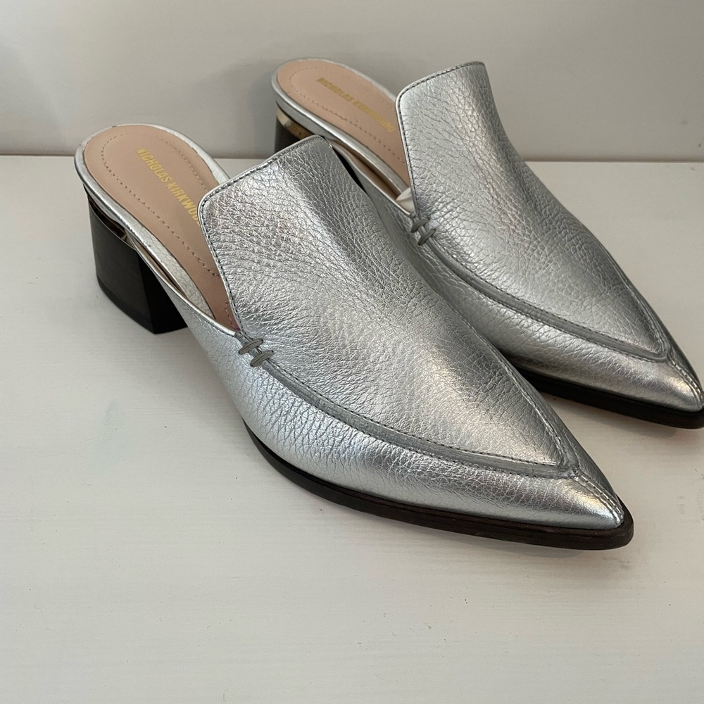 Nicholas Kirkwood Women's Silver Mules